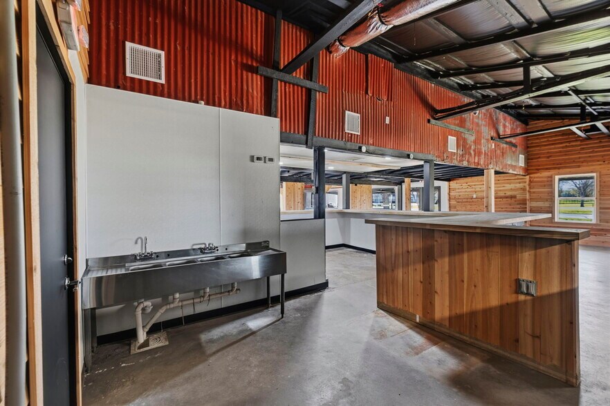 More Photos Of 9903 FM 2759 Rd, Richmond Specialty For Sale