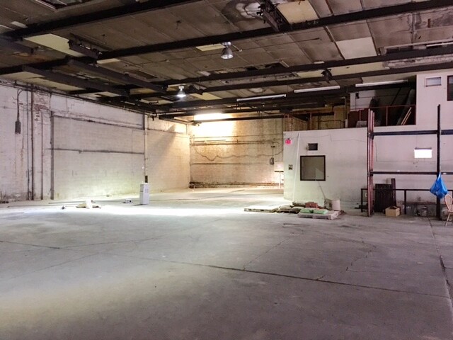 More Photos Of 94 Walton St, Brooklyn Warehouse For Lease