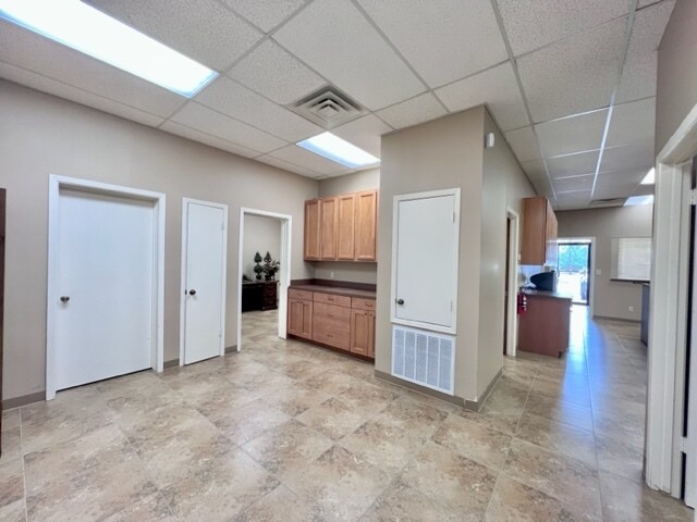 More Photos Of 3512 Avenue I, Rosenberg Office For Lease