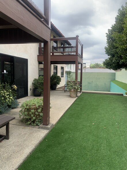 More Photos Of 479 S Marengo Ave, Pasadena Loft Creative Space For Lease