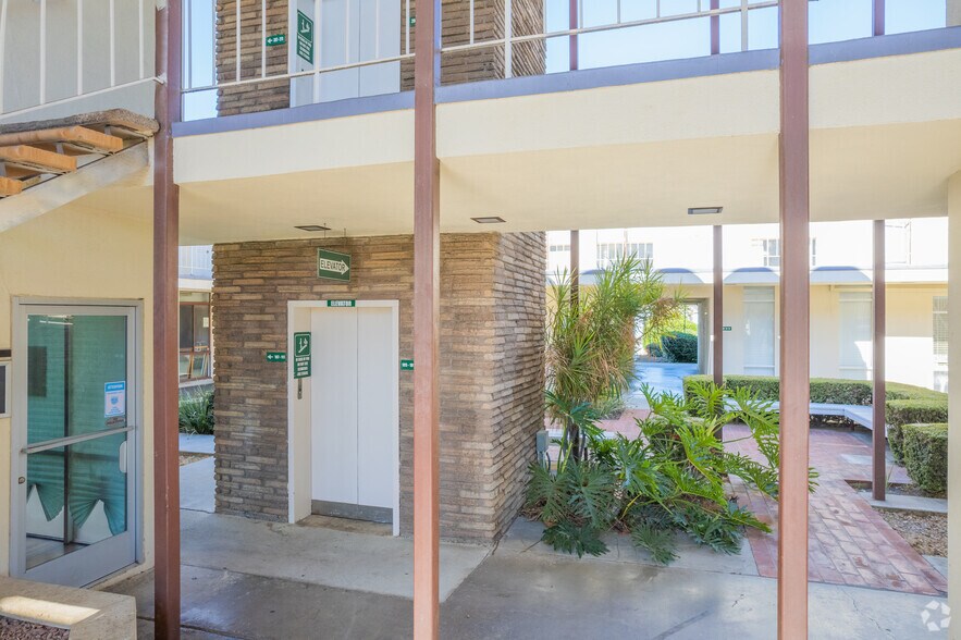More Photos Of 3840 Woodruff Ave, Long Beach Medical For Lease