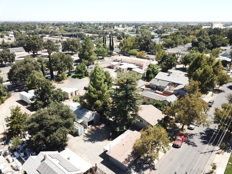 More Photos Of 639 5th St, Woodland Warehouse For Sale