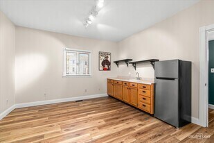 More Photos Of 101 W Church St, Sandwich Office For Sale