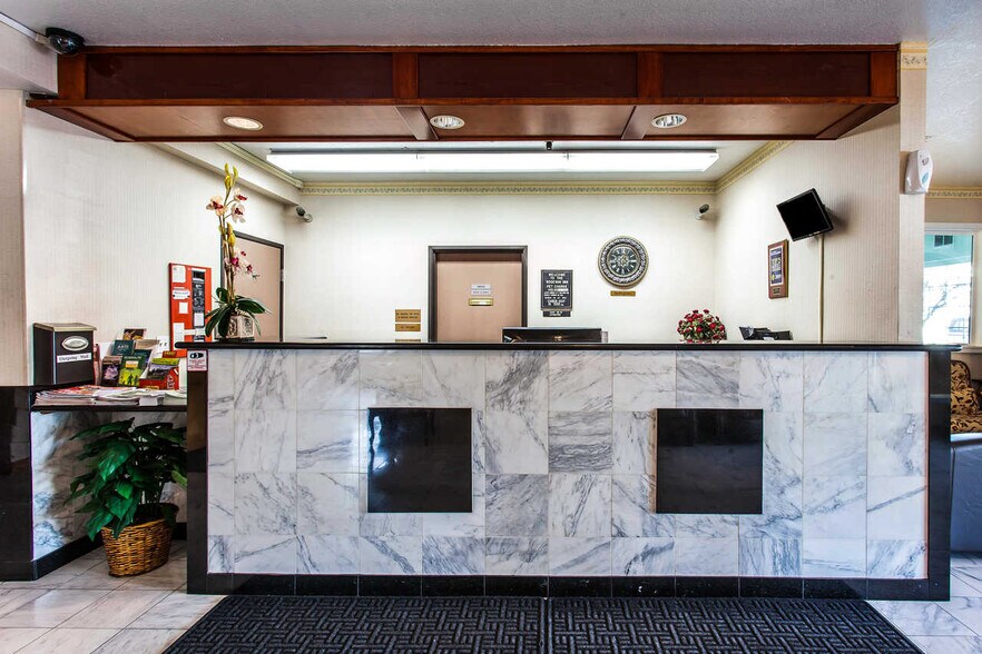 More Photos Of 3710 Meridian St, Bellingham Hospitality For Sale