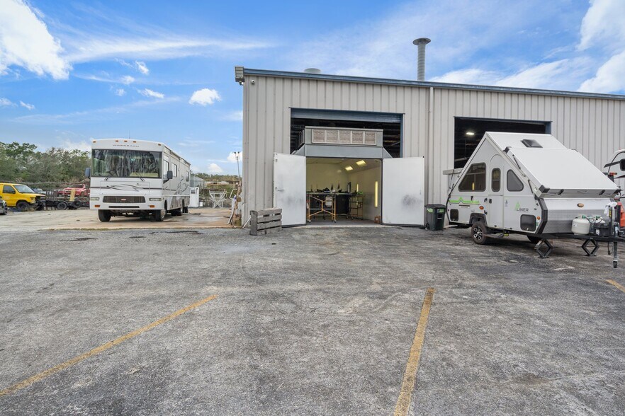 More Photos Of 1601 W Main St, Inverness Auto Dealership For Sale