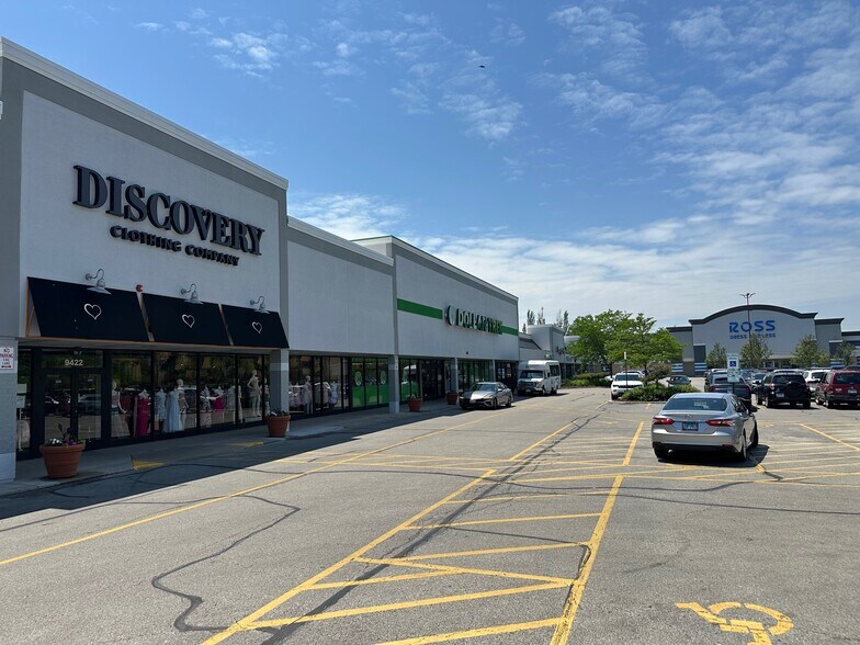 More Photos Of 9410-9466 Skokie Blvd, Skokie Unknown For Lease