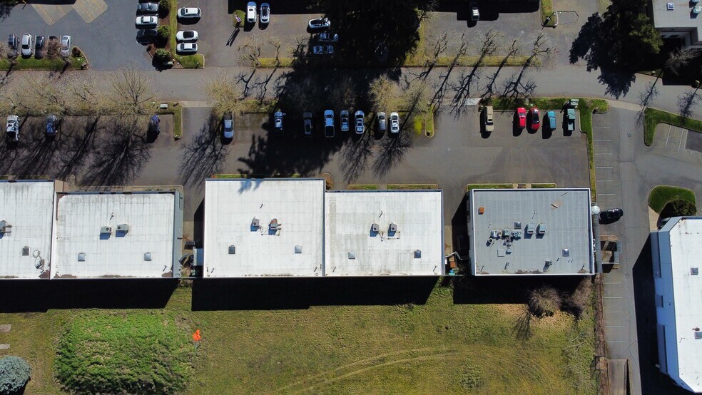 More Photos Of 12712-12800 NE 95th St, Vancouver Manufacturing For Sale