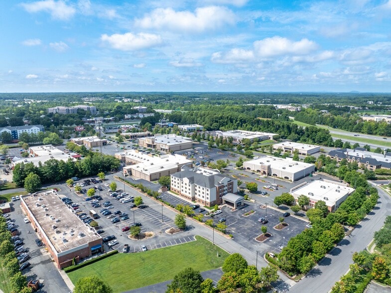 More Photos Of Statesville Rd, Charlotte Unknown For Lease