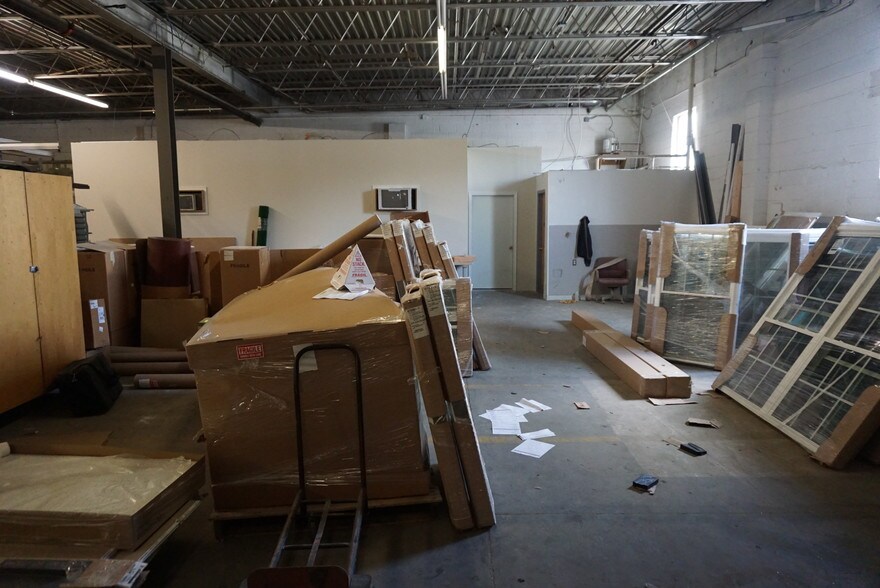 More Photos Of 505 Keystone Rd, Southampton Warehouse For Sale