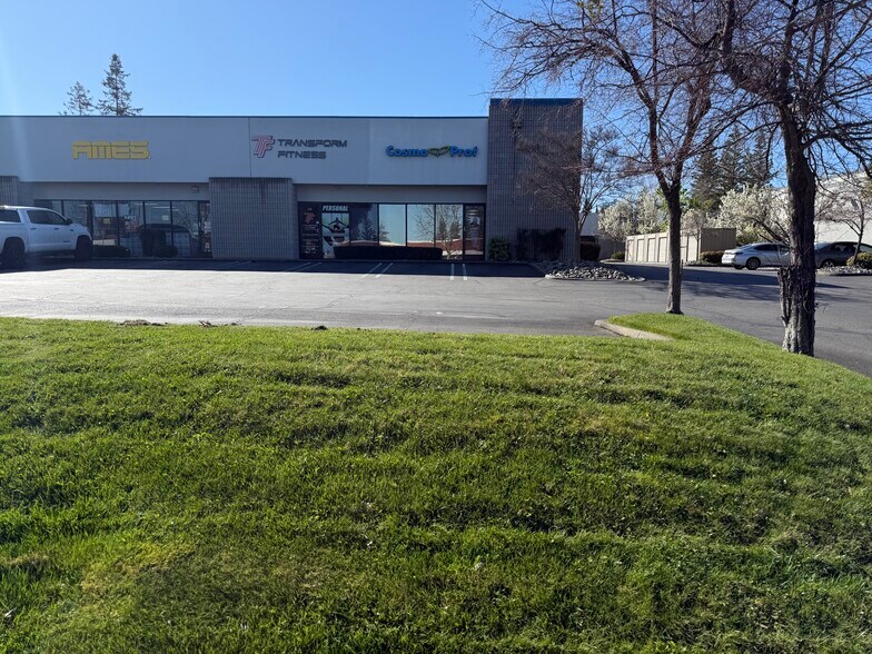More Photos Of 198 Cirby Way, Roseville Flex For Lease