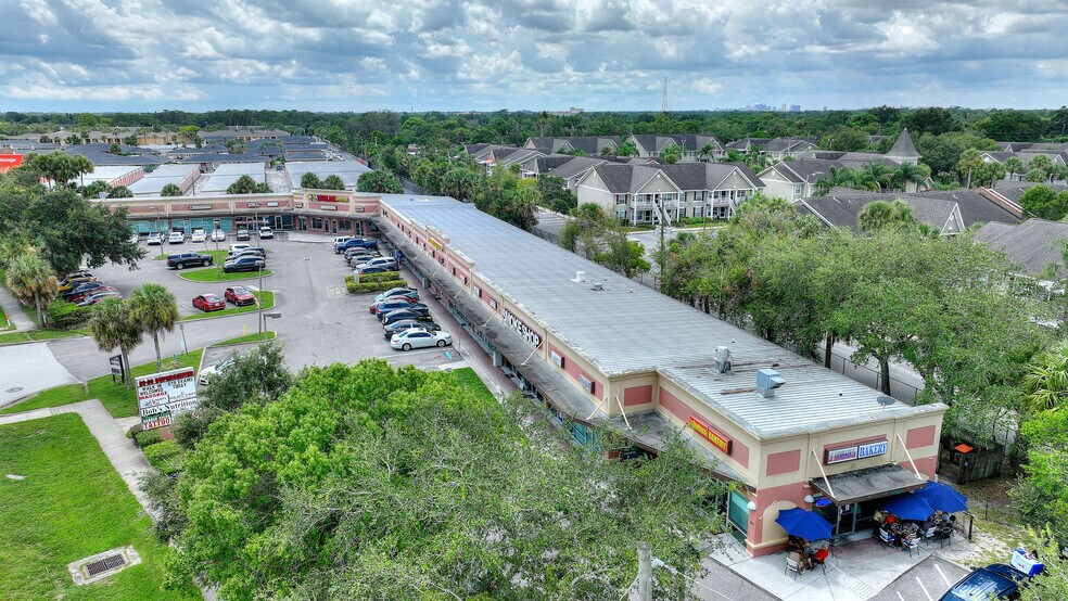 More Photos Of 1555 N Semoran Blvd, Winter Park General Retail For Lease
