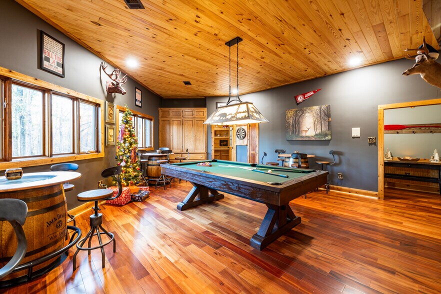 More Photos Of 60 Spradley Rd, Eclectic Specialty For Sale