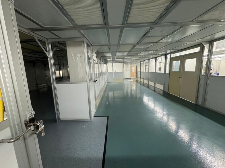 More Photos Of 2500 Jane St, Pittsburgh Office For Lease