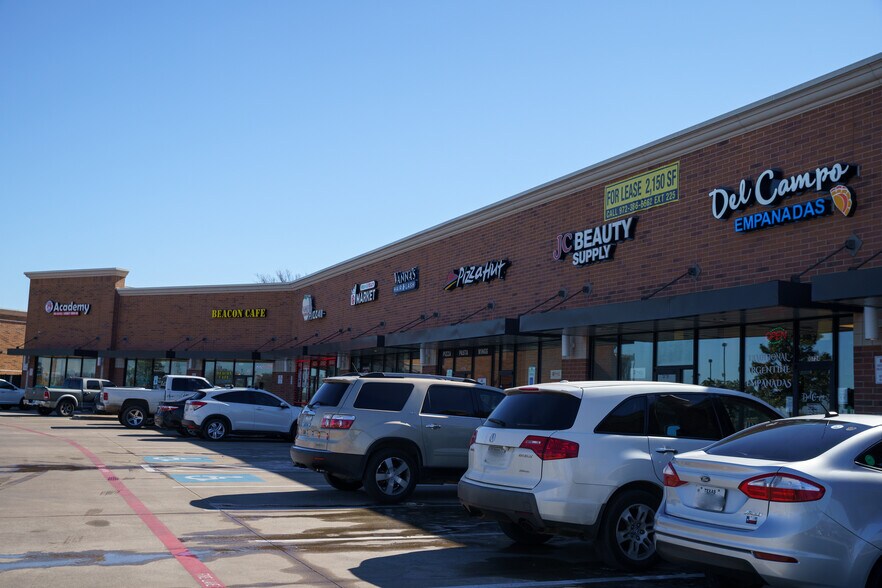 More Photos Of 10716-10860 N Beach St, Keller Unknown For Lease