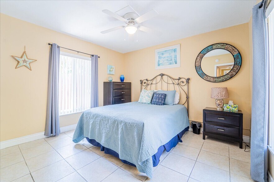 More Photos Of 216 NE 18th Ave, Pompano Beach Apartments For Sale