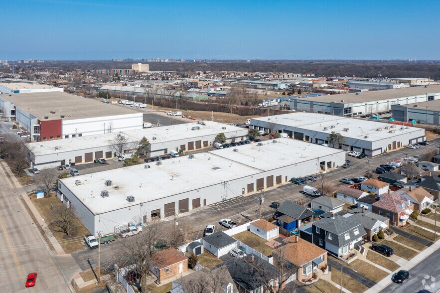 More Photos Of 3721-3733 25th Ave, Schiller Park Warehouse For Lease