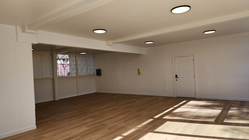 More Photos Of 155 S 11th St, San Jose Sorority Fraternity House For Lease