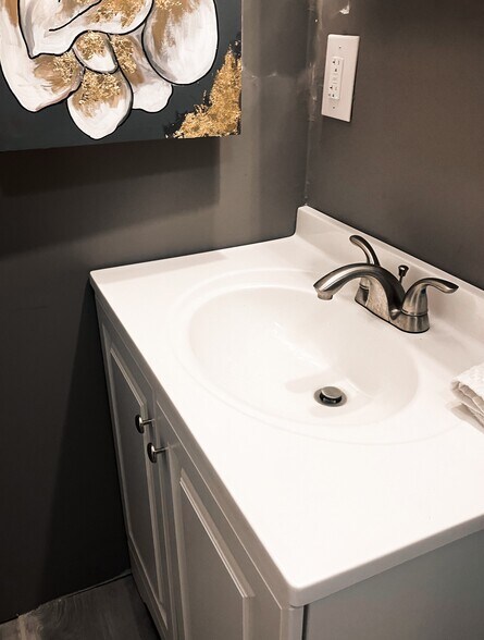 More Photos Of 2803 US Highway 27 S, Sebring Hotel For Sale