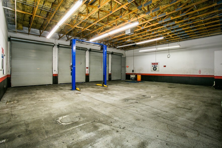 More Photos Of 2003-2029 S Decatur Blvd, Las Vegas Unknown For Lease