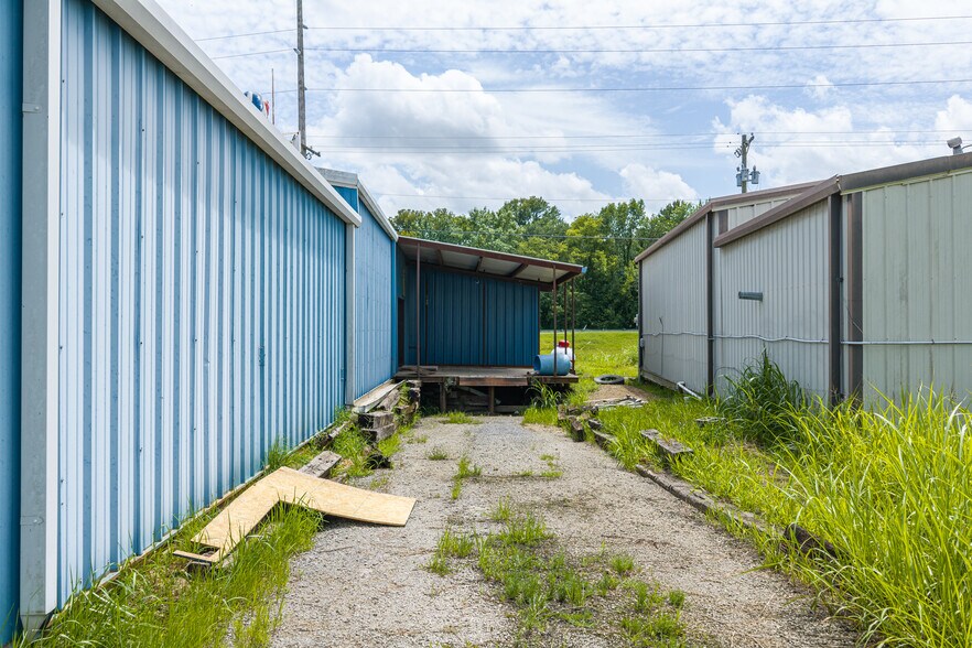 More Photos Of 479247 US Highway 64, Roland Warehouse For Sale