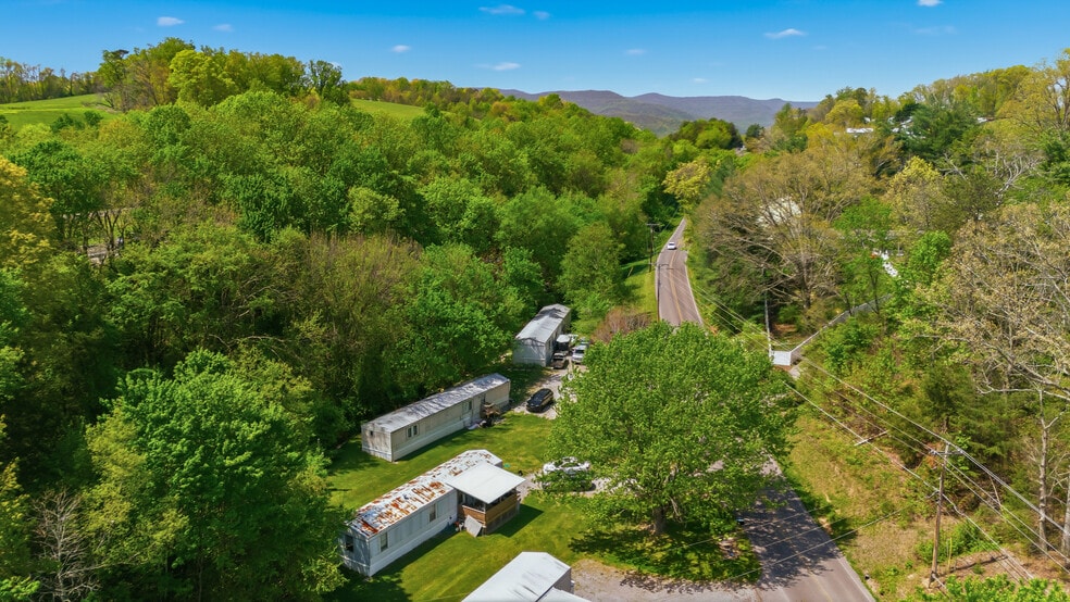 More Photos Of 759 Hillvale Rd, Andersonville Manufactured Housing Mobile Home Park For Sale