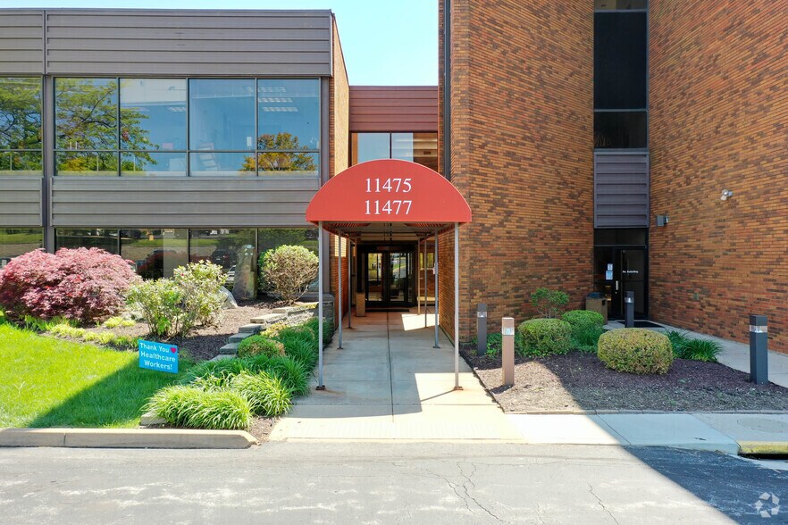 More Photos Of 11475-11477 Olde Cabin Rd, Creve Coeur Office For Lease