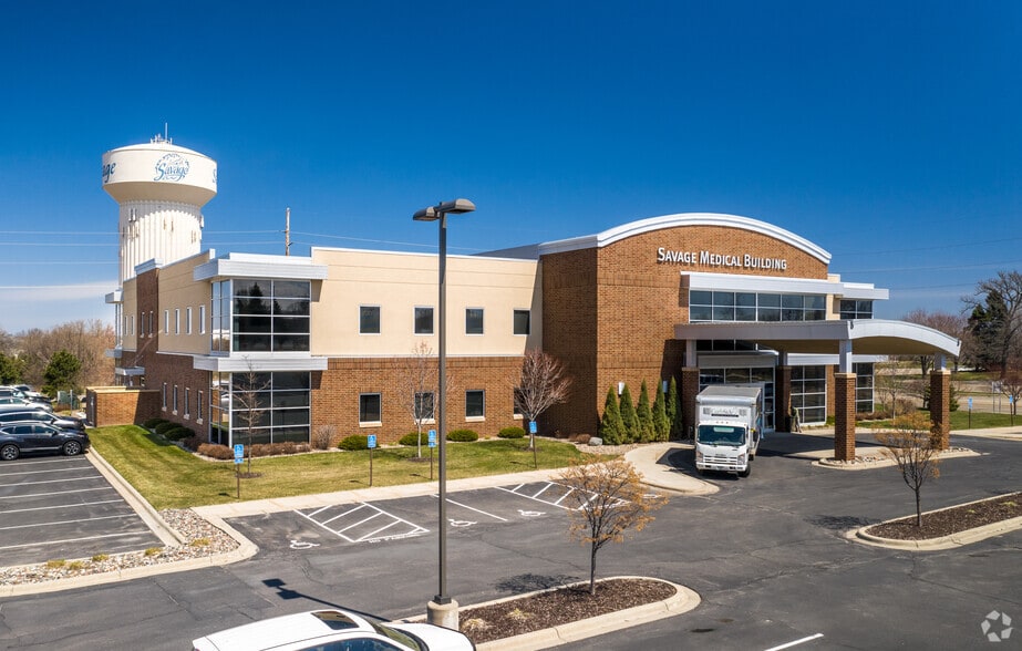 Primary Photo Of 6350 143rd St W, Savage Medical For Lease