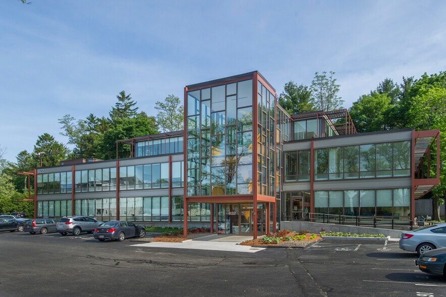 Primary Photo Of 822 Boylston St, Brookline Medical For Lease