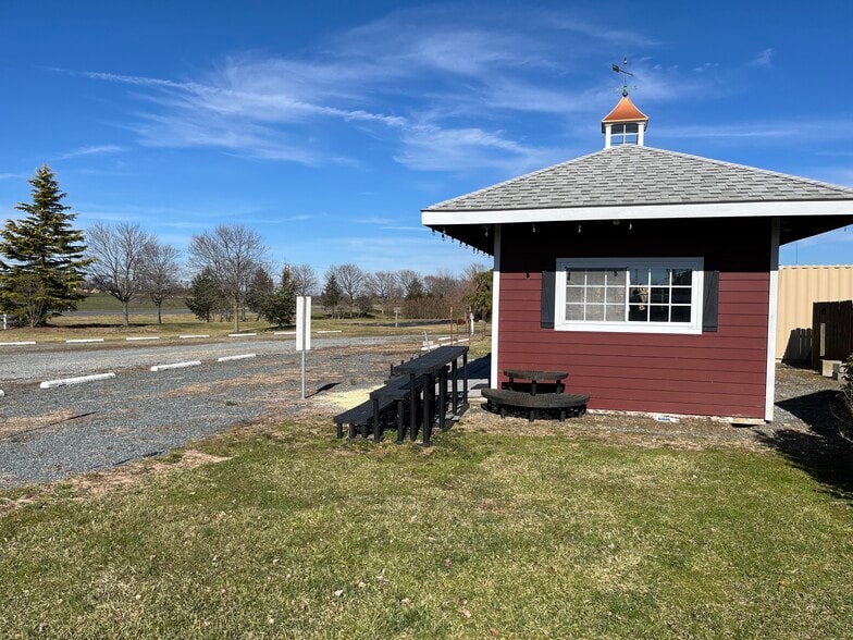 More Photos Of 5996 Augustine Herman Hwy, Cecilton Land For Lease