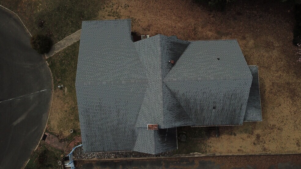 More Photos Of 7608 Hull Street Rd, Richmond Office For Sale