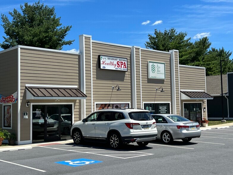 More Photos Of 8520 Allentown Pike, Blandon Unknown For Lease