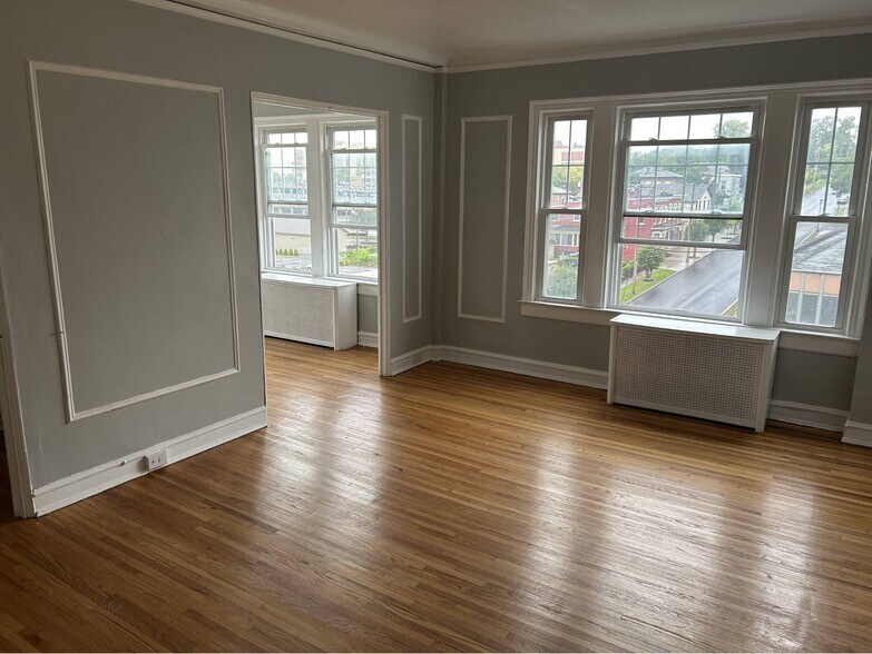 More Photos Of 600 James St, Syracuse Apartments For Sale