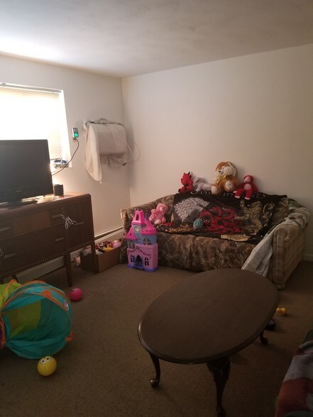 More Photos Of 9 Marvin St, Deposit Apartments For Sale