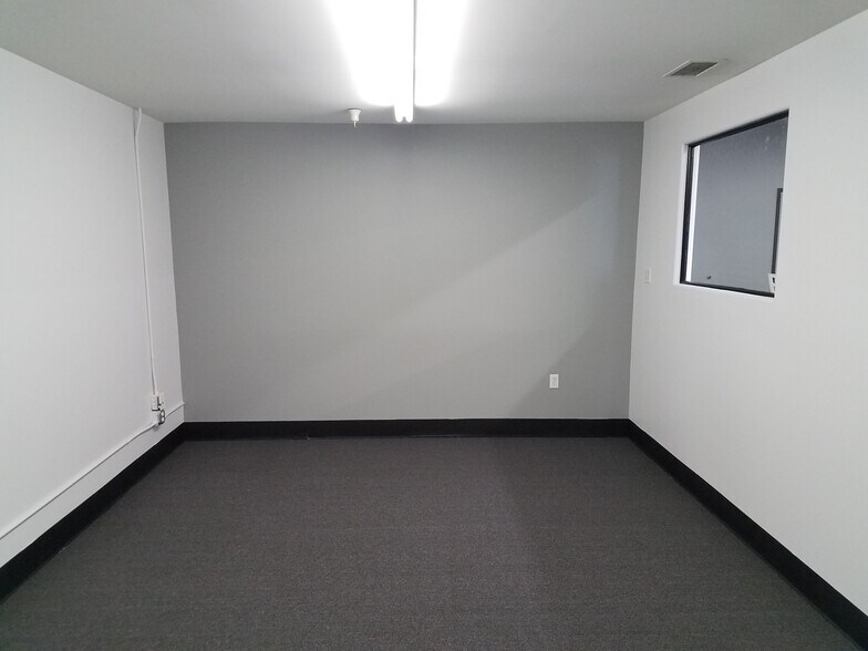 More Photos Of 10251 Trademark St, Rancho Cucamonga Office For Lease