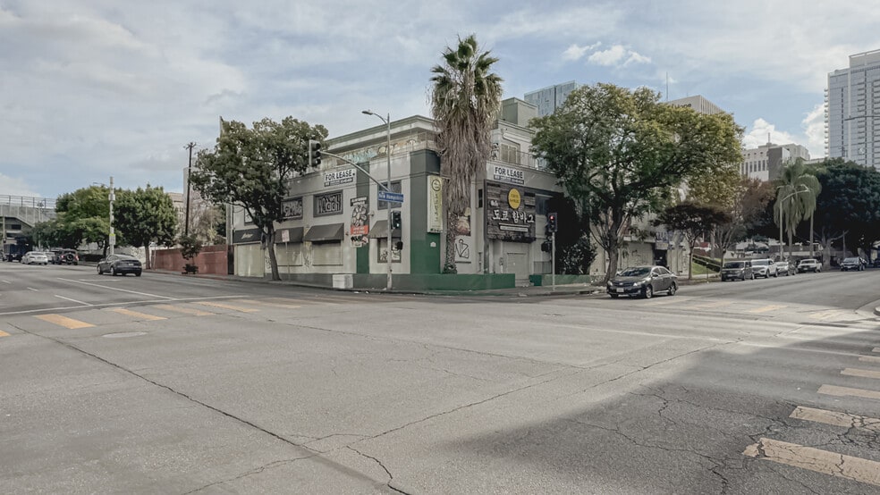 More Photos Of 600 S New Hampshire, Los Angeles Storefront Retail Office For Lease