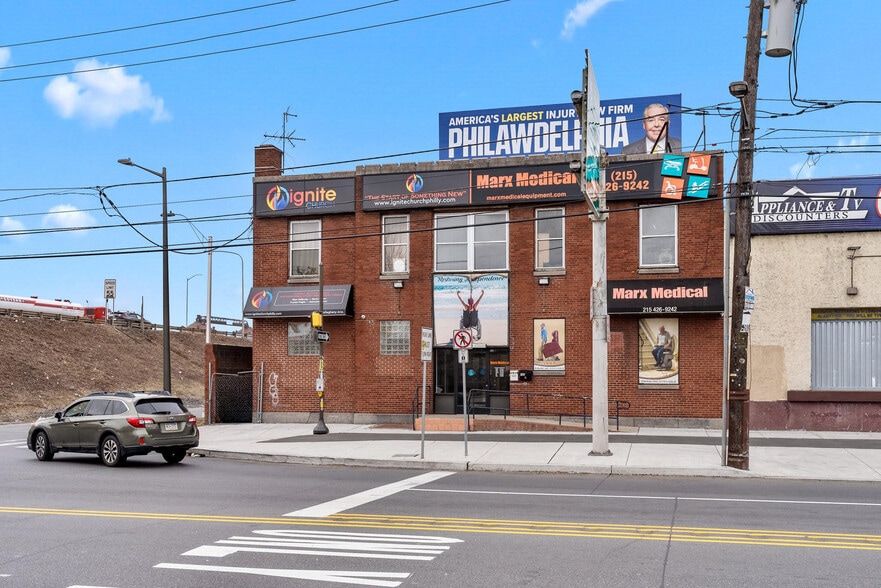 More Photos Of 2814-2818 E Allegheny Ave, Philadelphia Storefront Retail Office For Lease