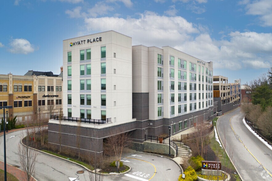 More Photos Of 24149-25389 Cedar Rd, Lyndhurst Unknown For Lease