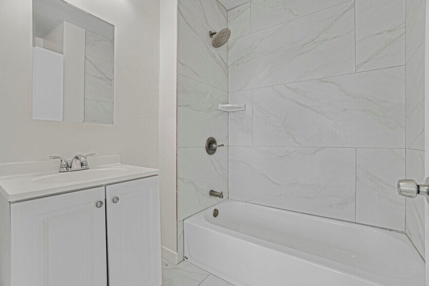 More Photos Of 11513 Berendo Ave, Los Angeles Multifamily For Sale