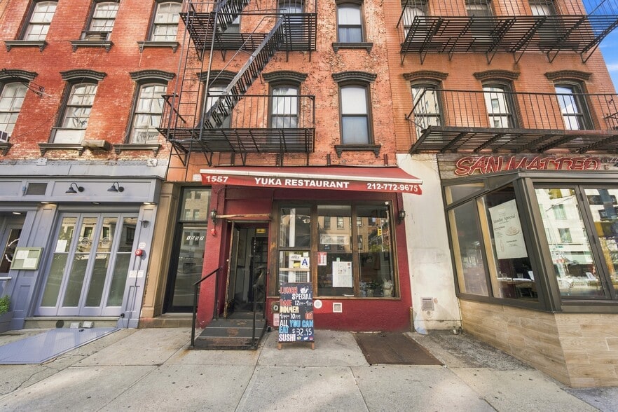 More Photos Of 1557 Second Ave, New York Apartments For Lease