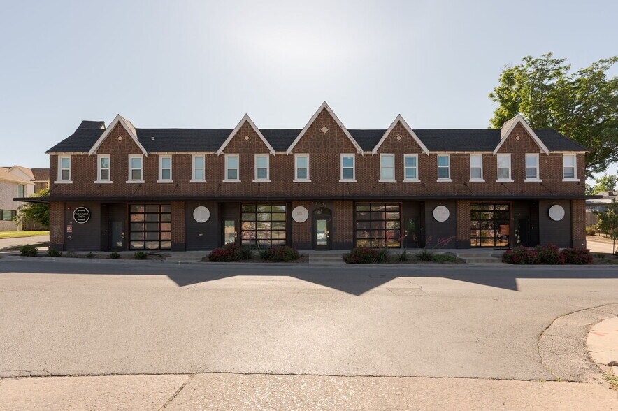 More Photos Of 1216 N Blackwelder Ave, Oklahoma City Apartments For Lease