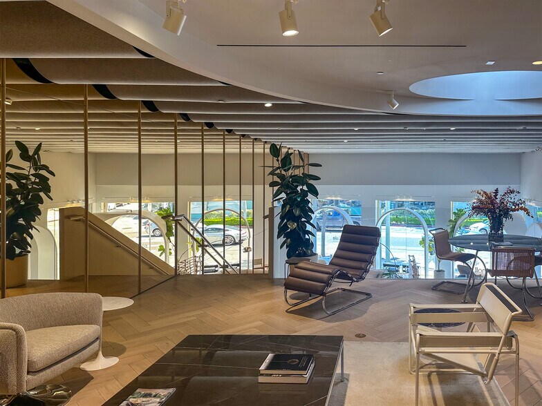 More Photos Of 308-314 N Robertson Blvd, West Hollywood Storefront For Lease