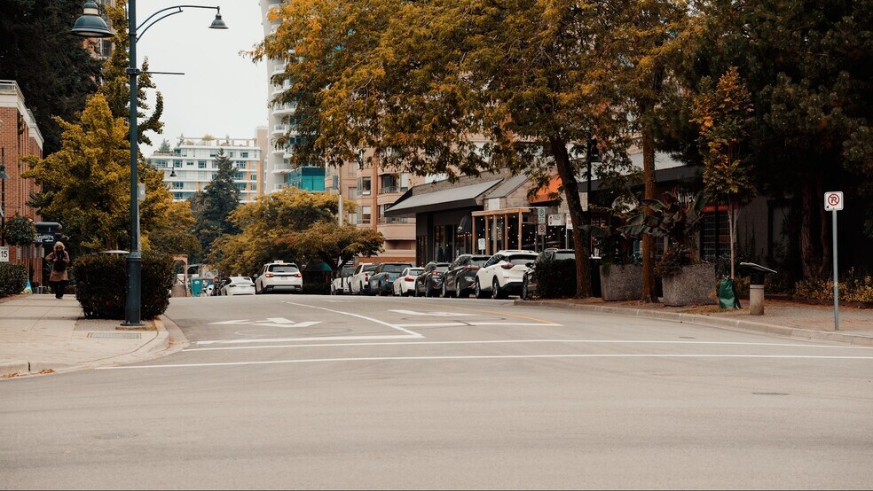 More Photos Of 15223-15245 Russell Ave, White Rock Apartments For Sale