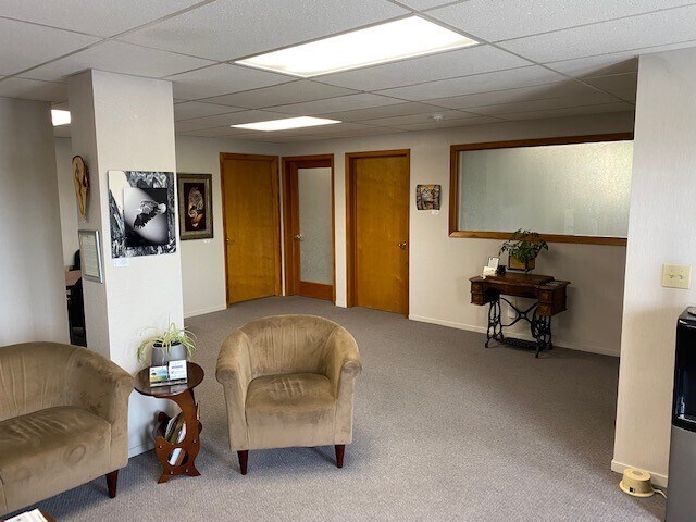 More Photos Of 2828 Easy St, Placerville Office For Lease