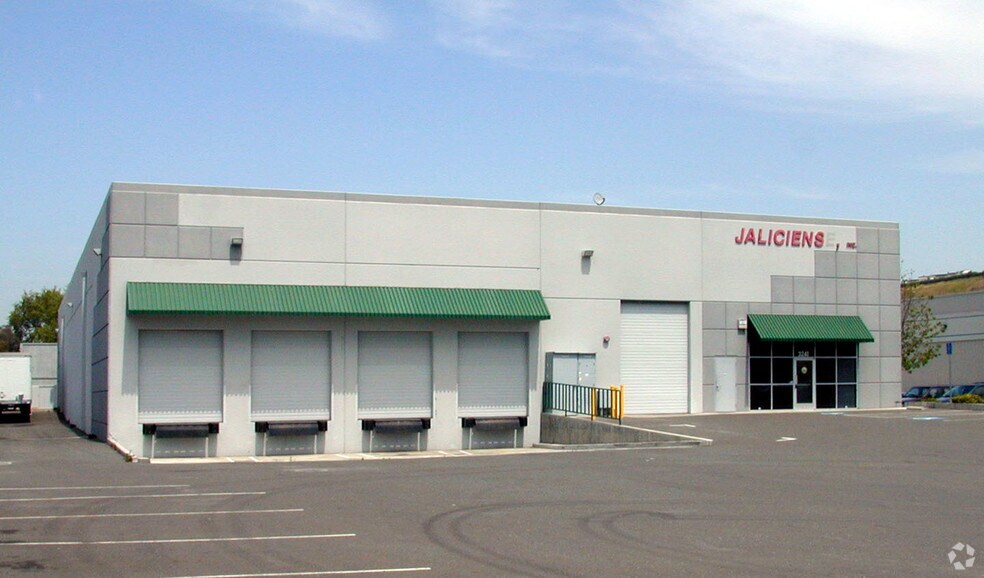More Photos Of 3241 Darby Common, Fremont Manufacturing For Sale