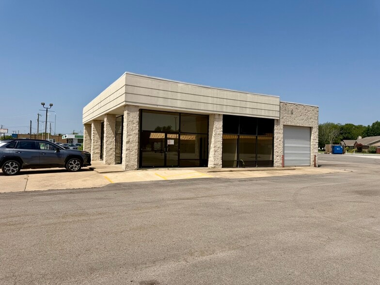 More Photos Of 8051 Boulevard 26, North Richland Hills Mixed Retail For Sale