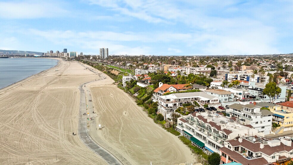 More Photos Of 16 38th Pl, Long Beach Apartments For Sale