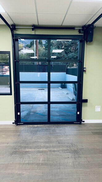 More Photos Of 3933 Foothill Blvd, Glendale Apartments For Lease