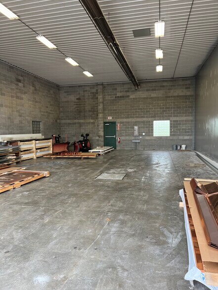 More Photos Of 2600 Commerce Pky, Lancaster Warehouse For Lease