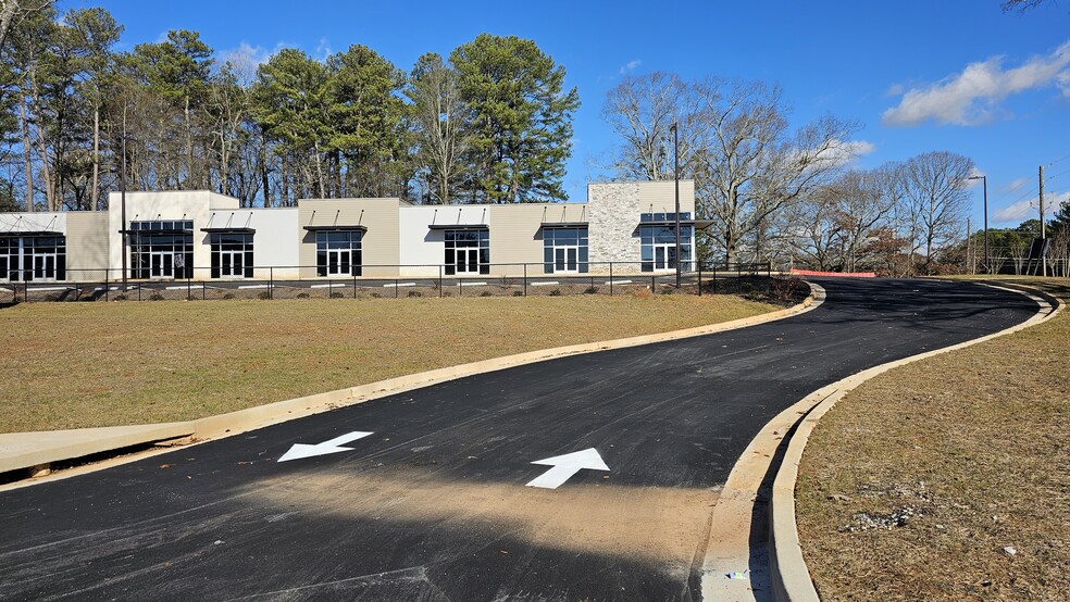 More Photos Of 2193 Panola Rd, Lithonia Storefront Retail Office For Lease