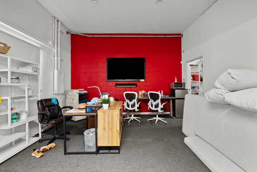 More Photos Of 5142 Lankershim Blvd, North Hollywood Storefront For Lease